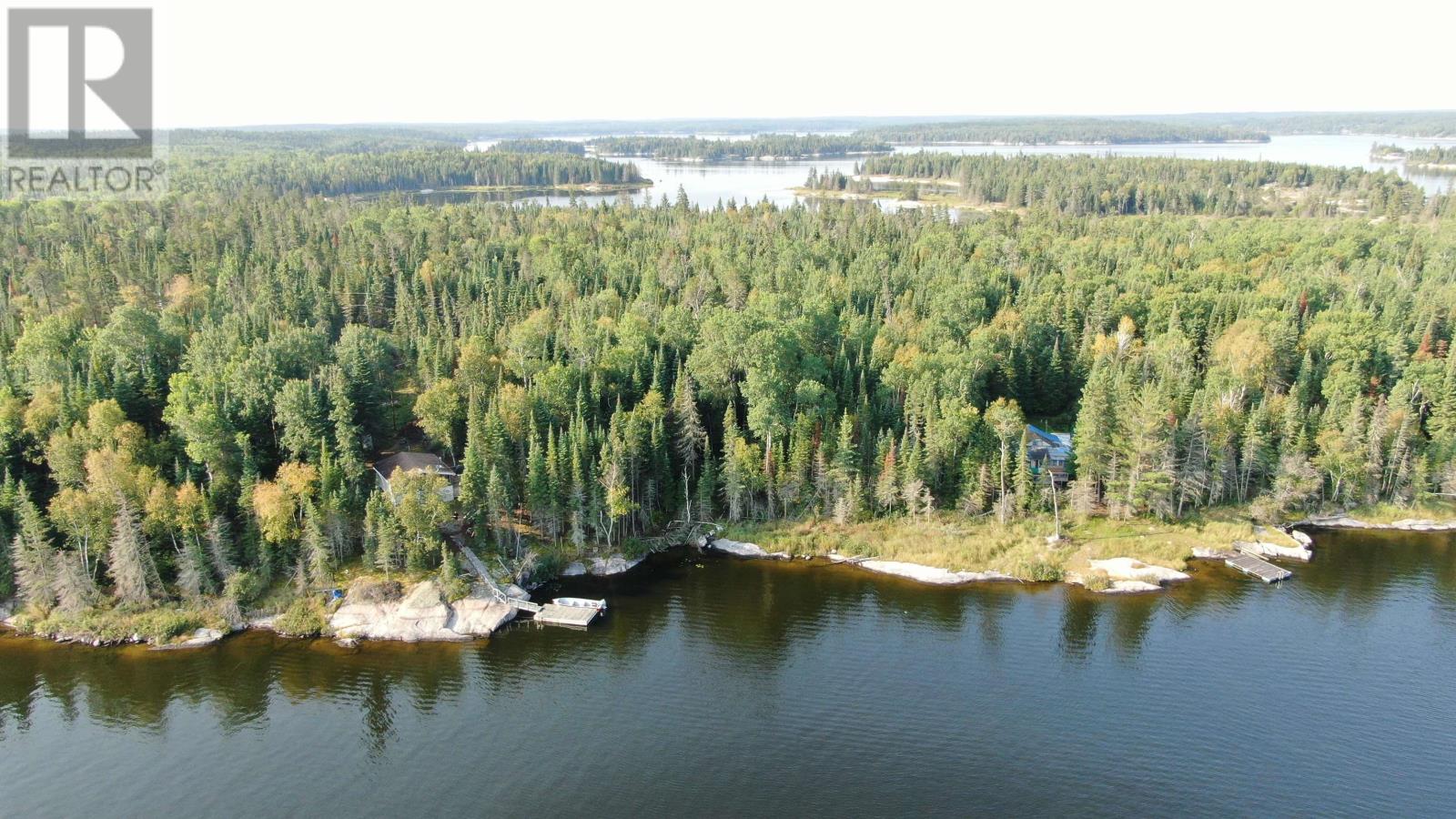 S882 Winnipeg River - 31