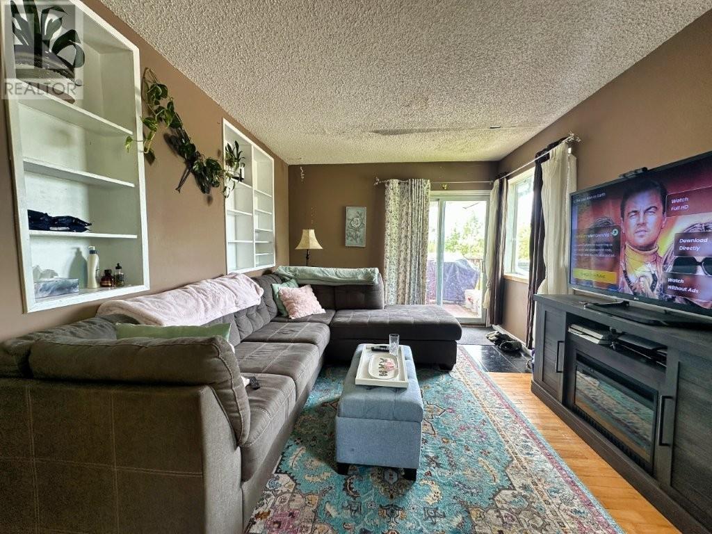 141 Railway ST - 13