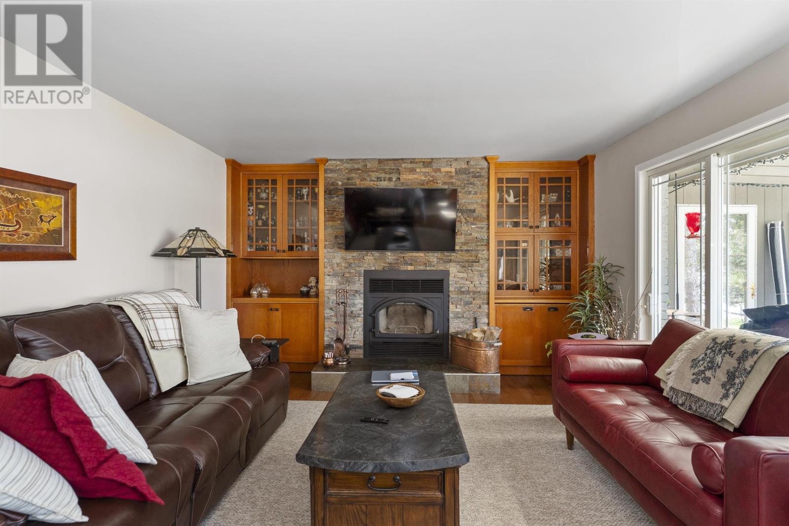 664 MEMORY RD - 3