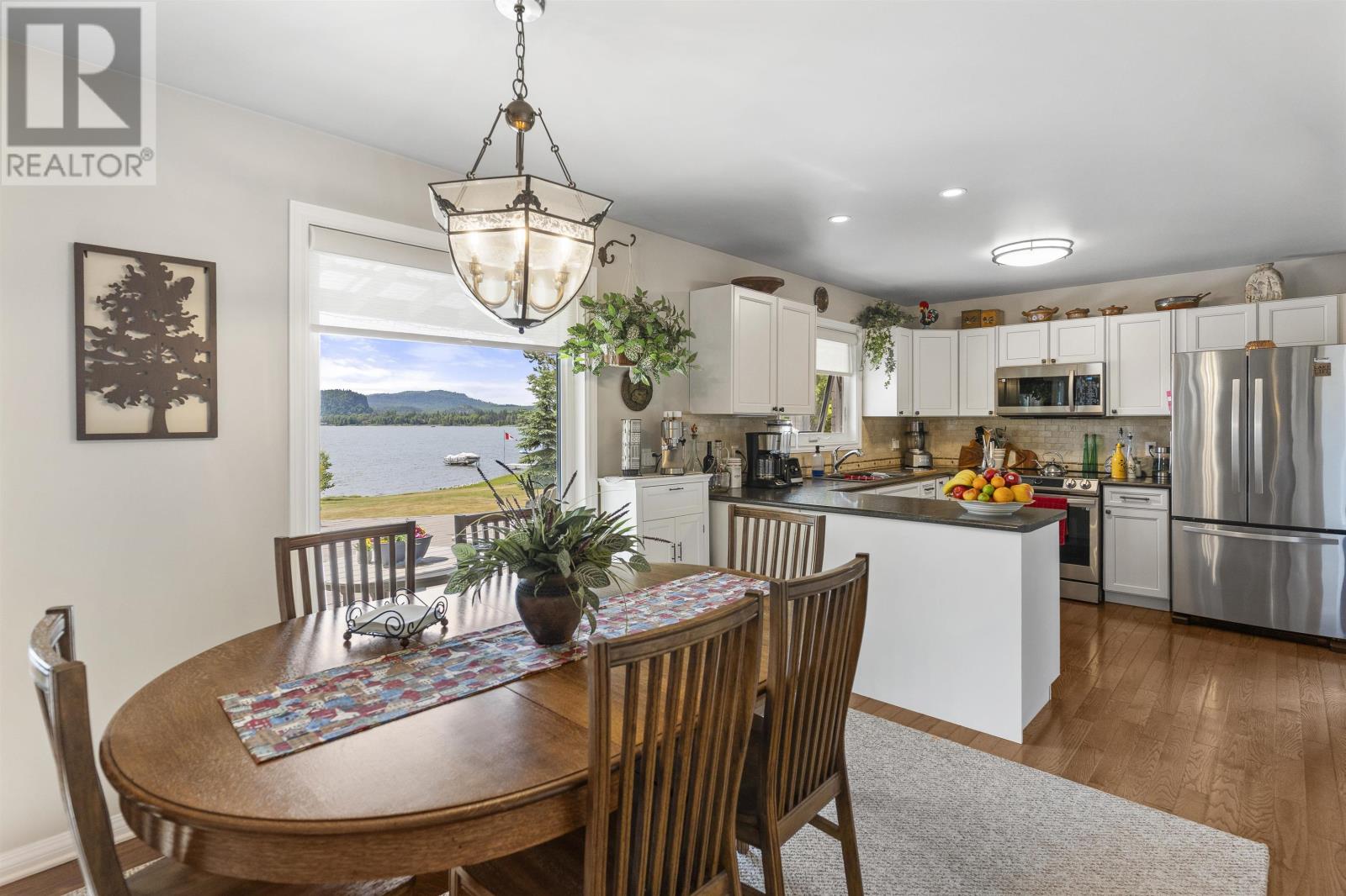 664 MEMORY RD - 8