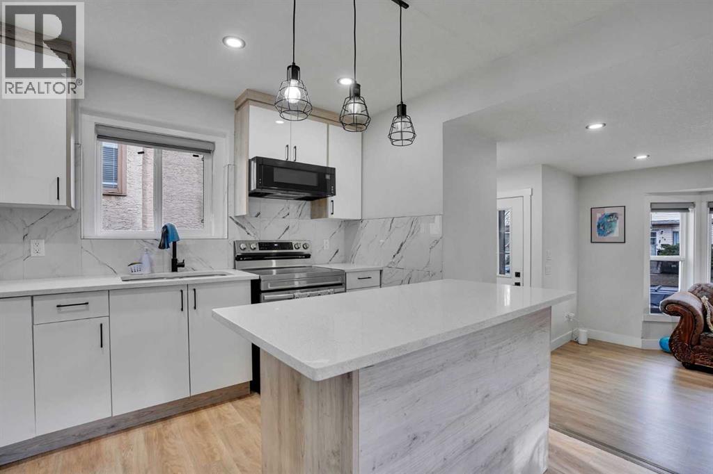 51 Taraglen Road NE - 10