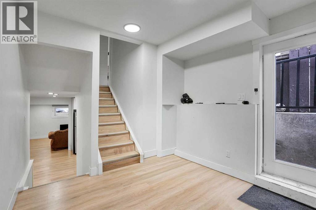 51 Taraglen Road NE - 32