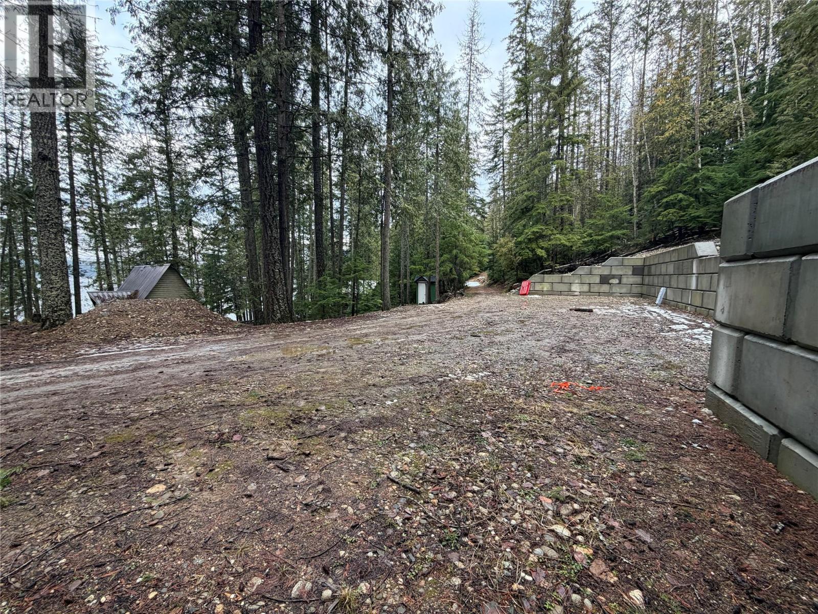 8700 Mabel Lake Road - 17
