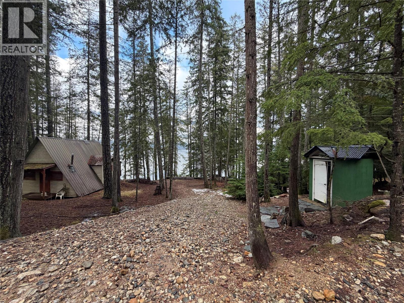 8700 Mabel Lake Road - 20
