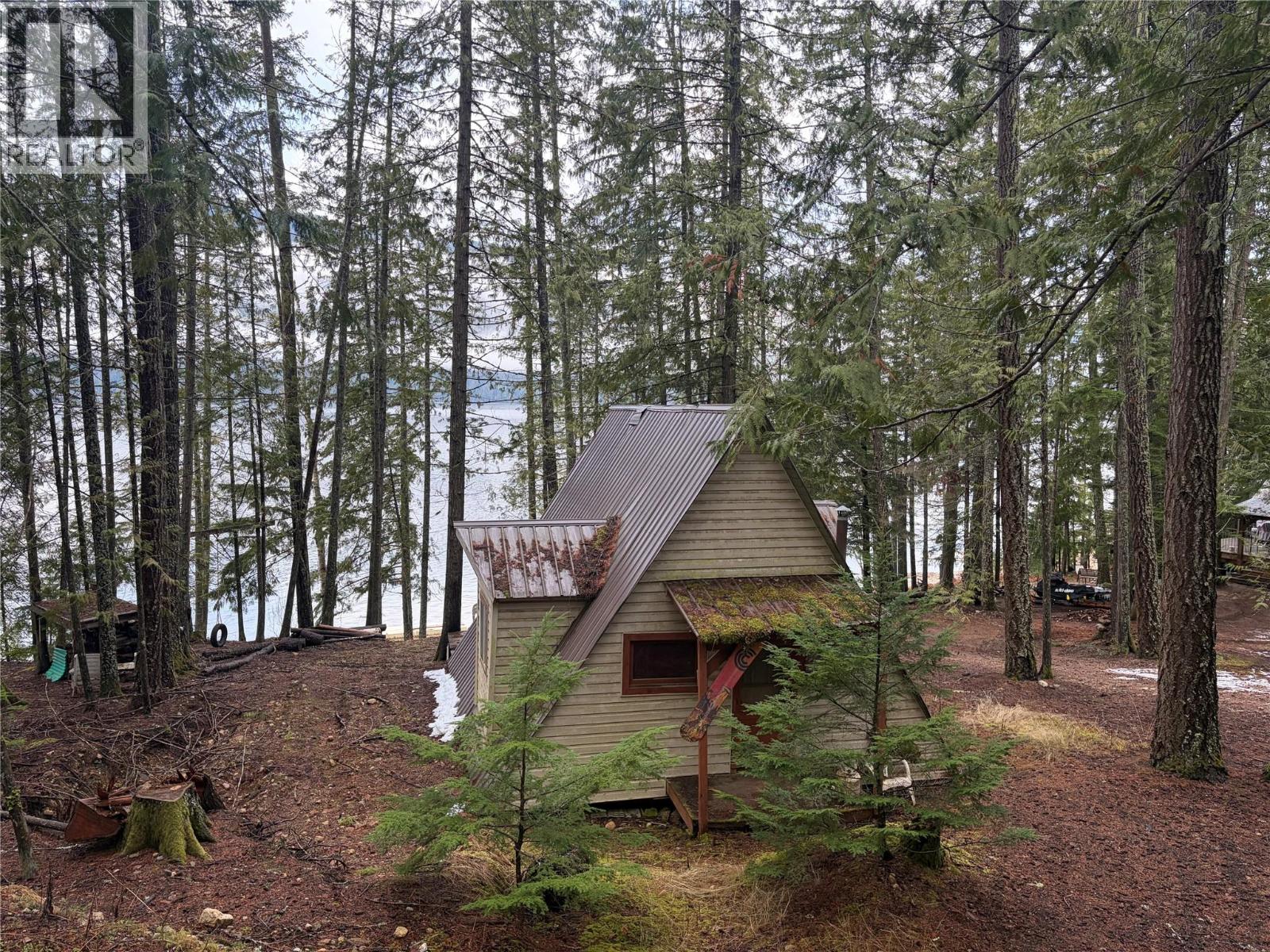 8700 Mabel Lake Road - 21
