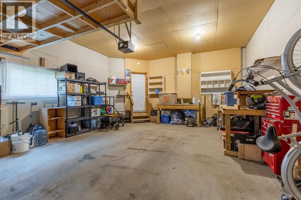 568 Heritage Boulevard W - 34