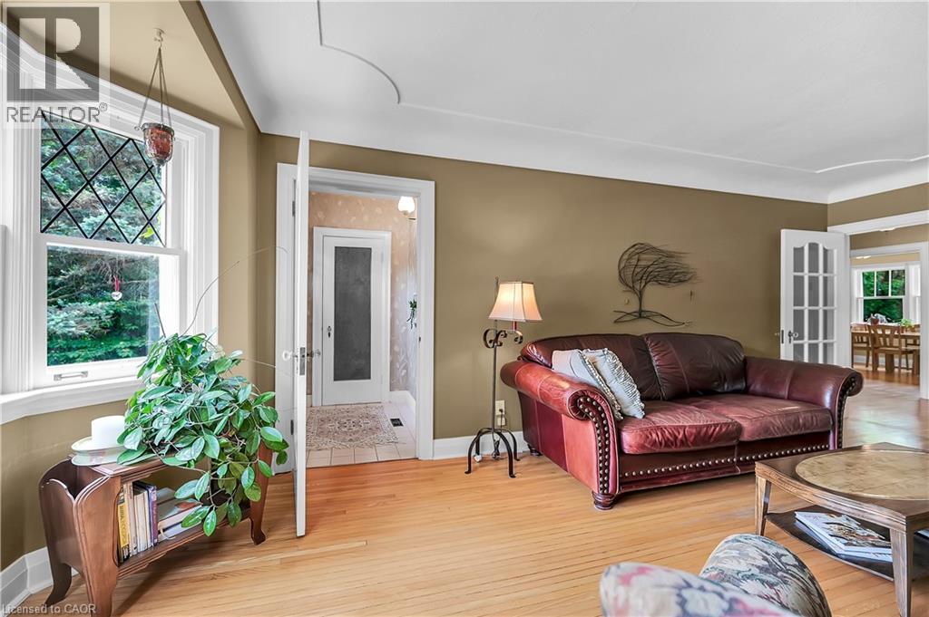 360 GUELPH Line - 10