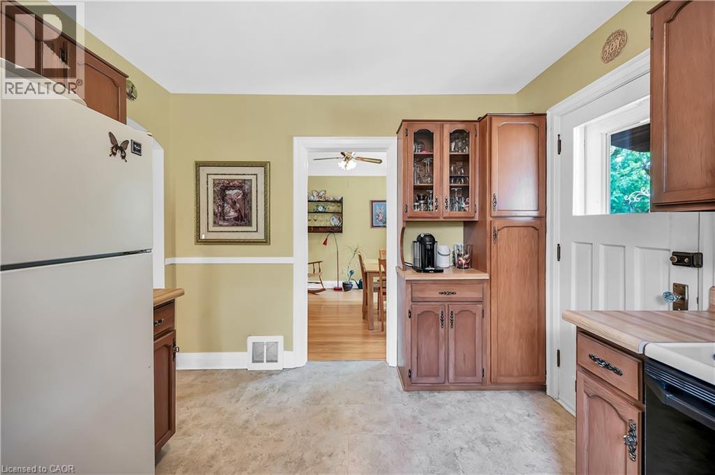 360 GUELPH Line - 18