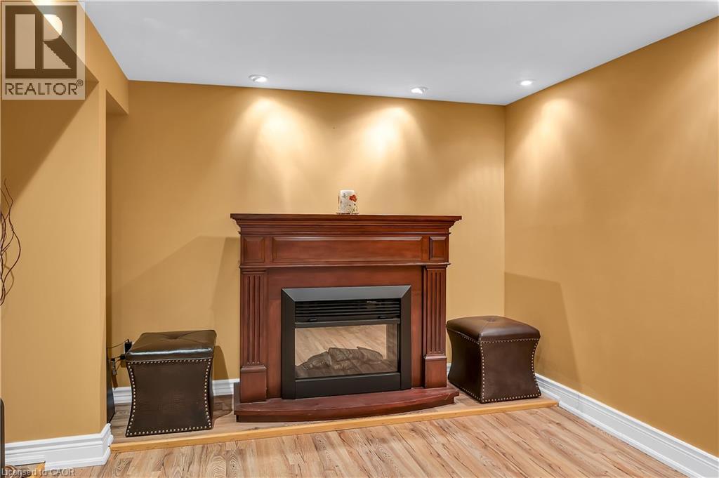 360 GUELPH Line - 35