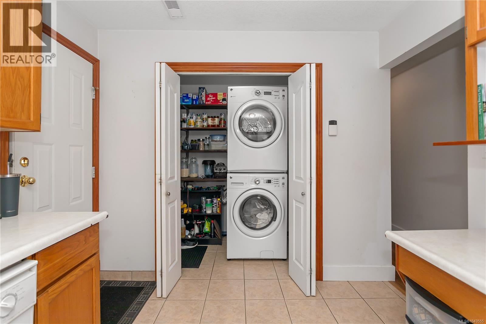 429 Deering St - 14