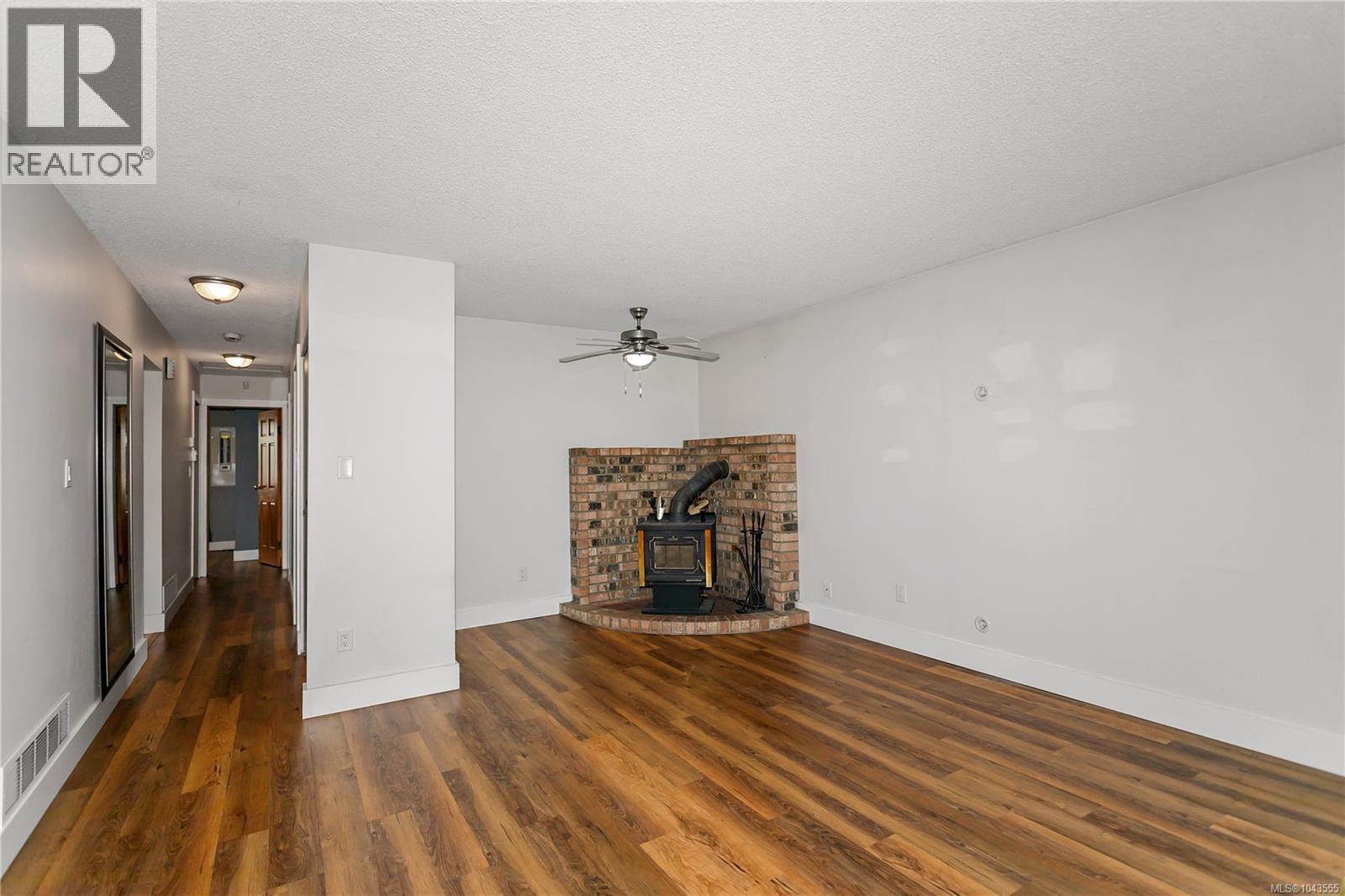 429 Deering St - 7