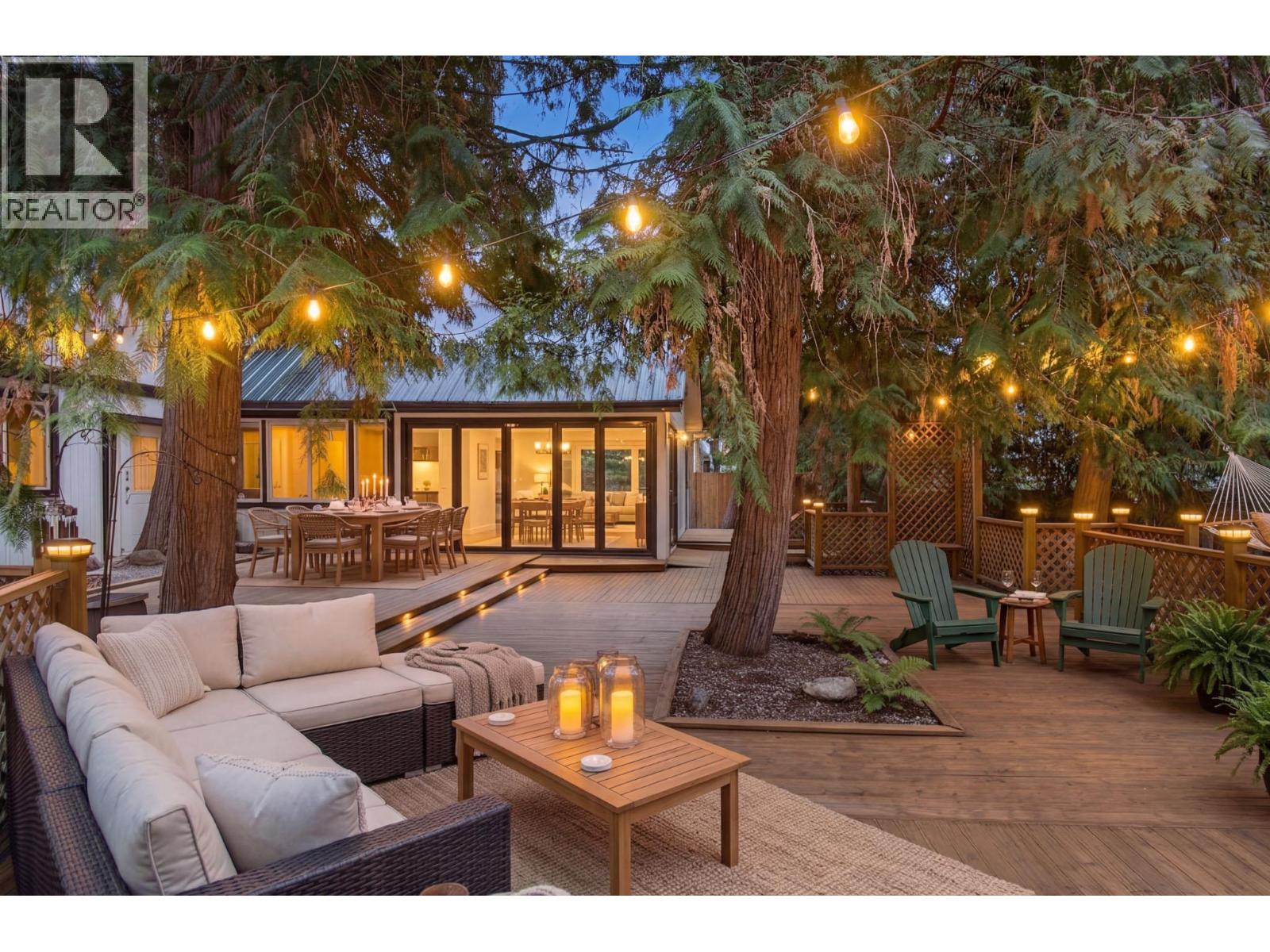 9048 Humming Bird Drive - 3