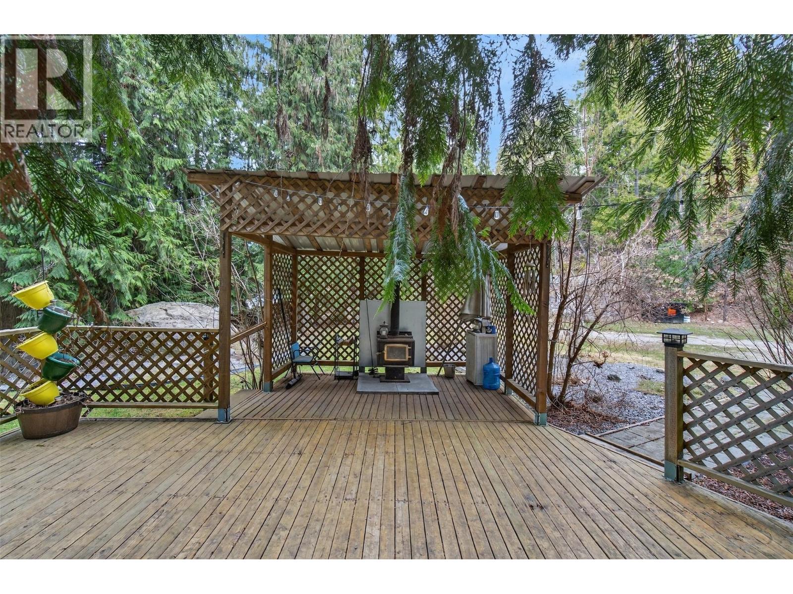 9048 Humming Bird Drive - 65