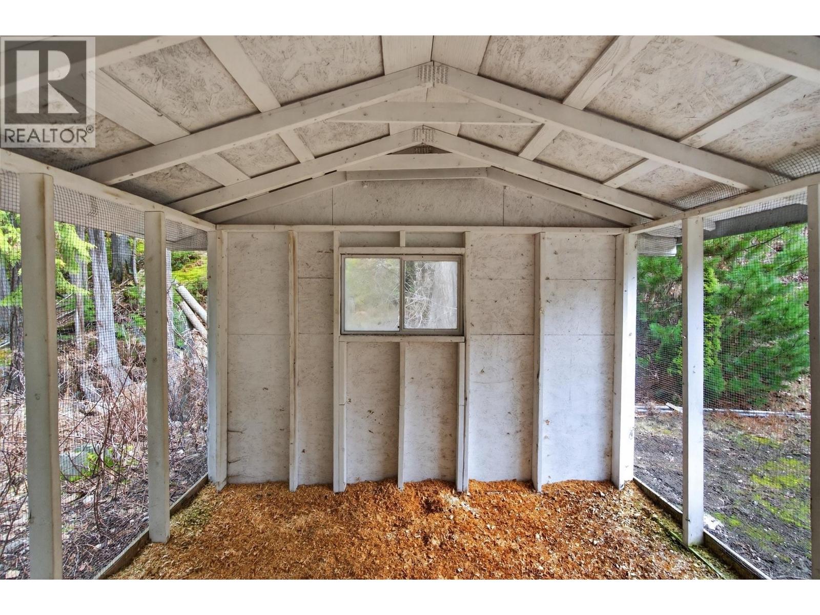 9048 Humming Bird Drive - 82