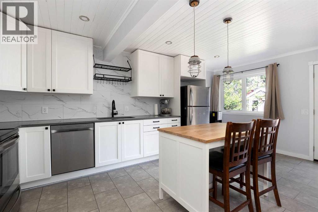 147 Windsor Drive - 13