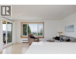 11 694 School Road, Gibsons, BC V0N1V9 Photo 7