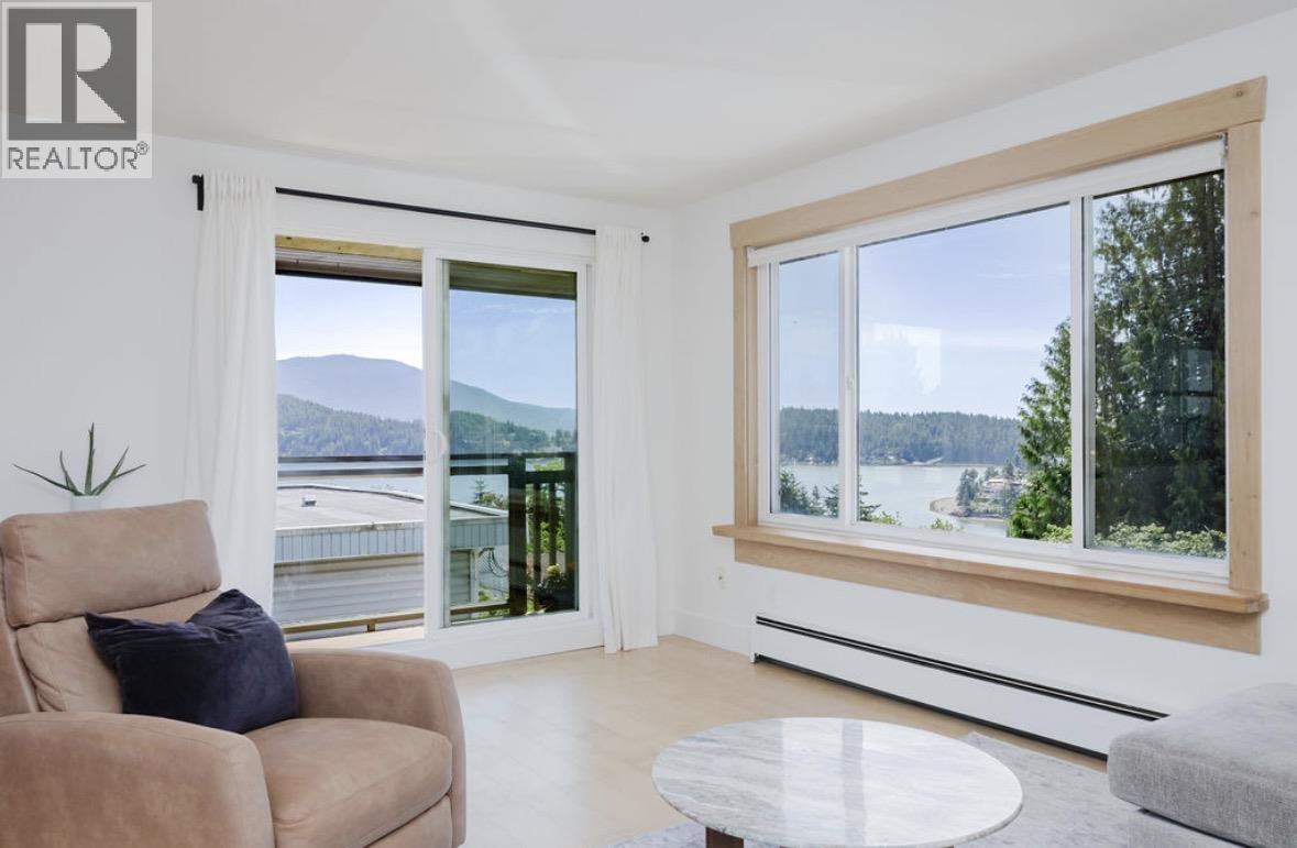 11 694 SCHOOL ROAD, Gibsons — photo 3