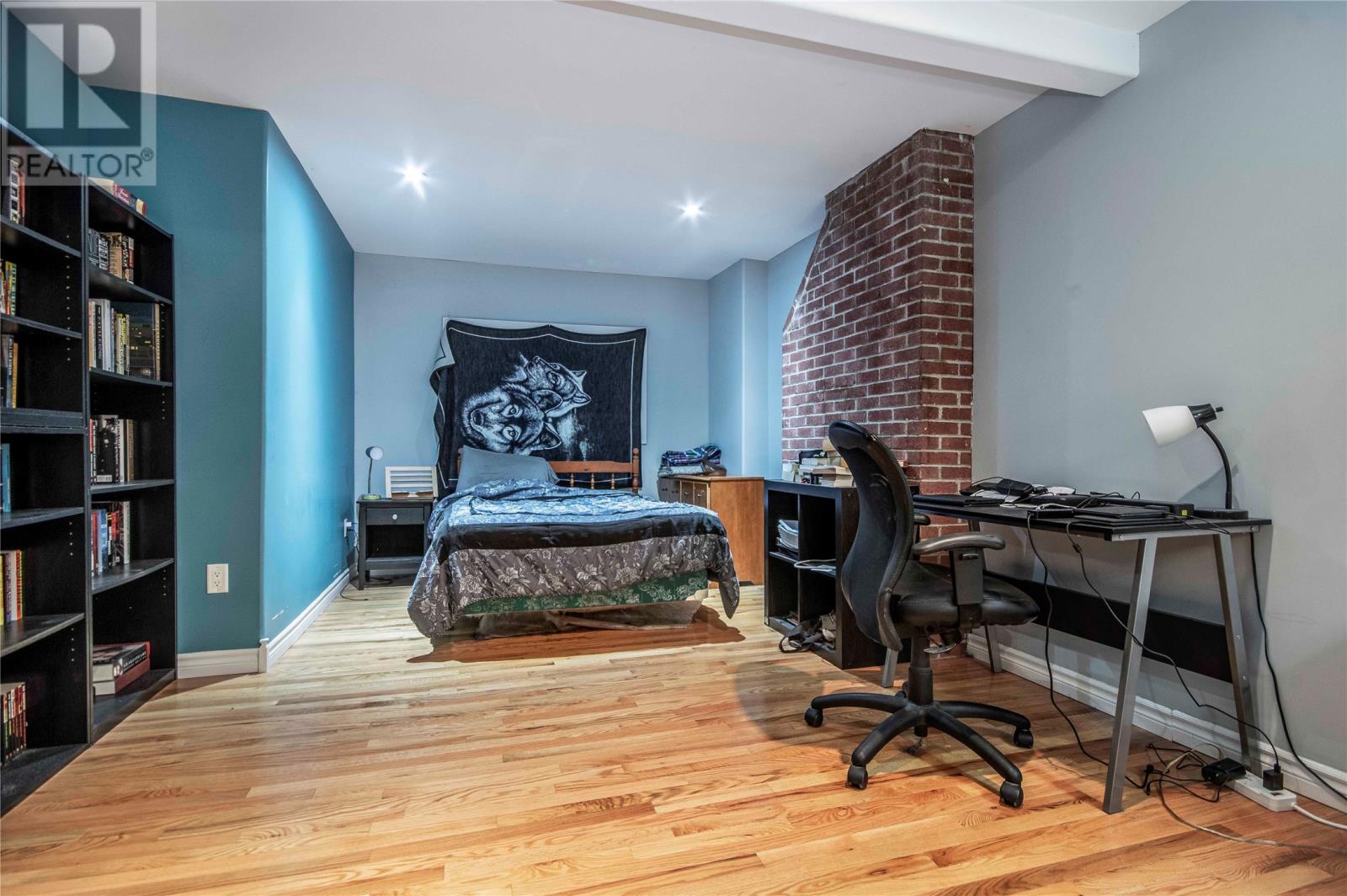 23 Third Street - 20