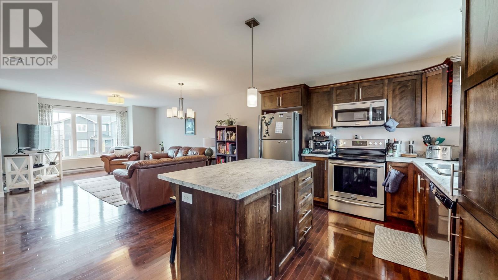 31 Pattison Street - 11