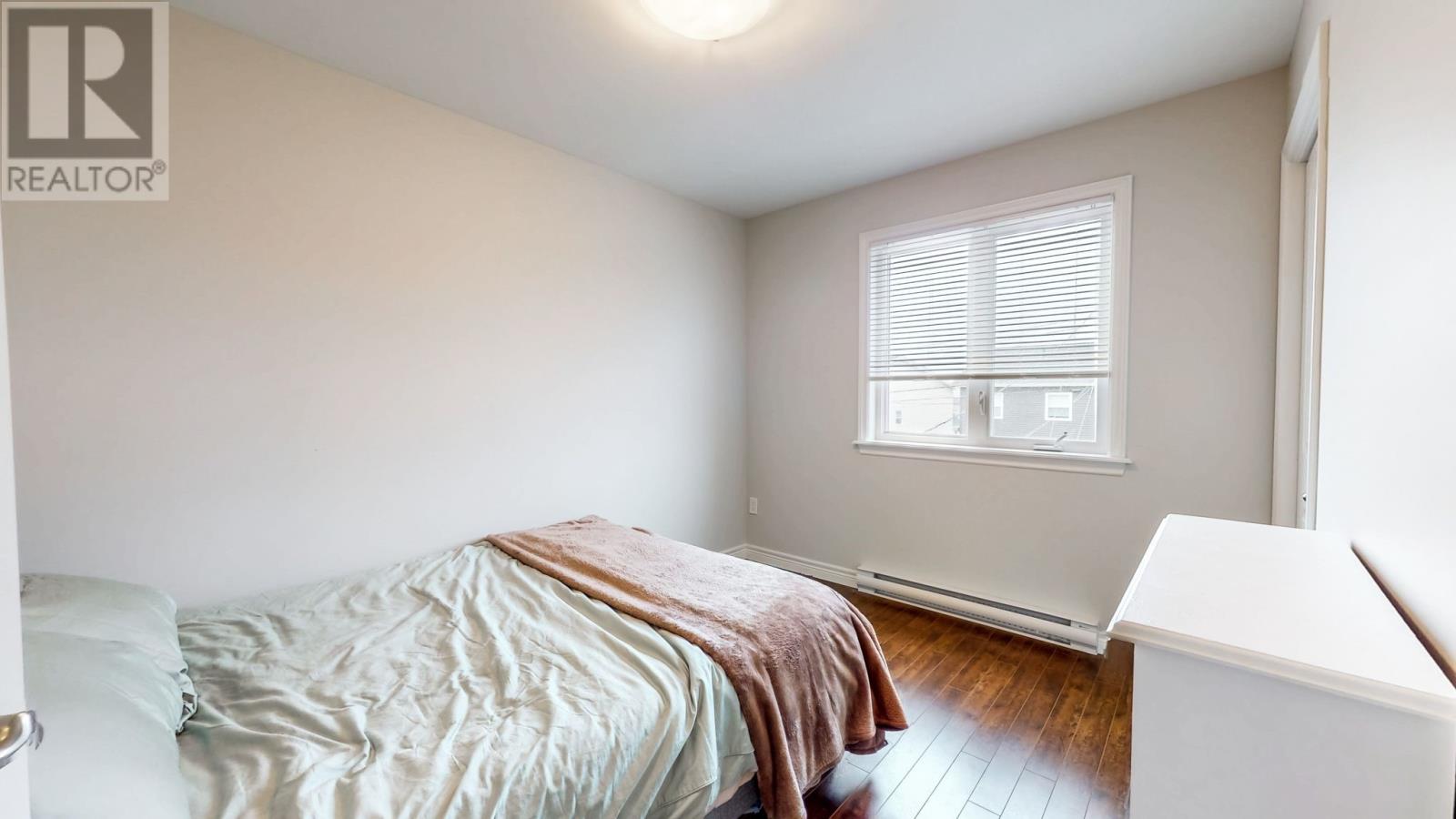 31 Pattison Street - 21