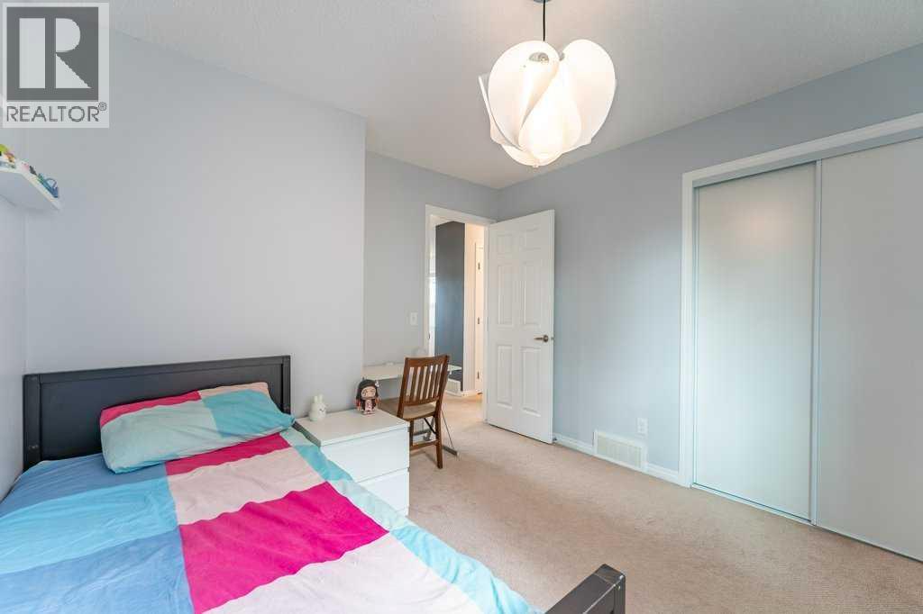 15 Windwood Grove SW - 33