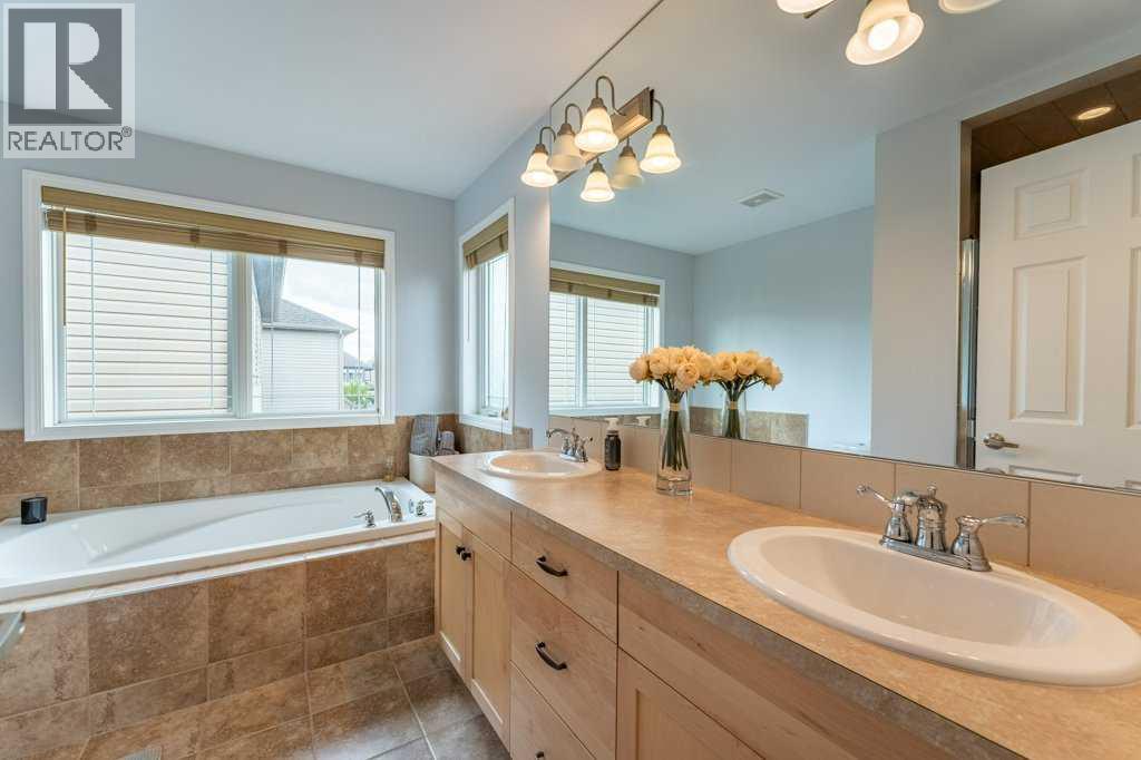 15 Windwood Grove SW - 29