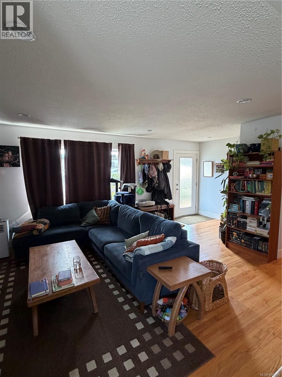3331 Auchinachie Rd - 5