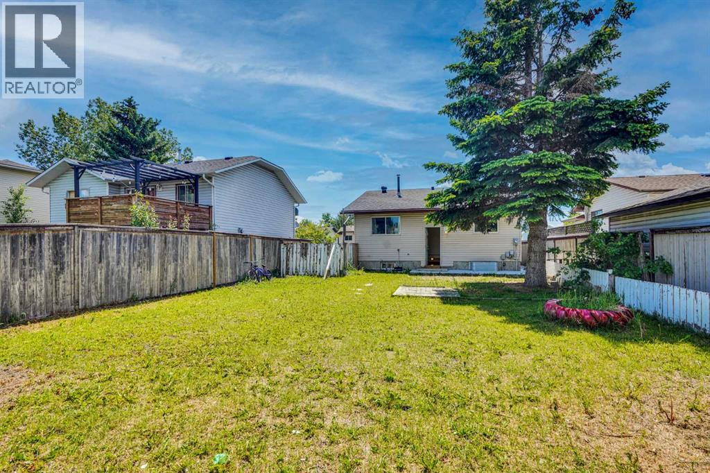 56 Fallingworth Bay NE - 37