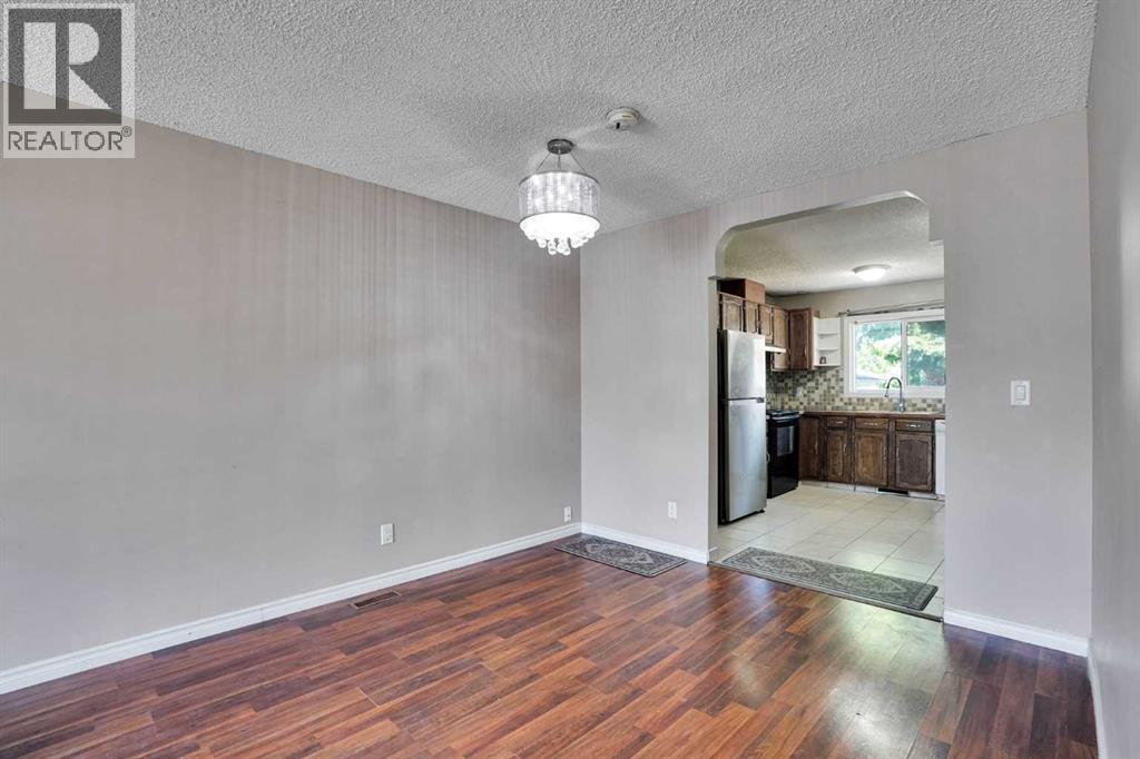 56 Fallingworth Bay NE - 8