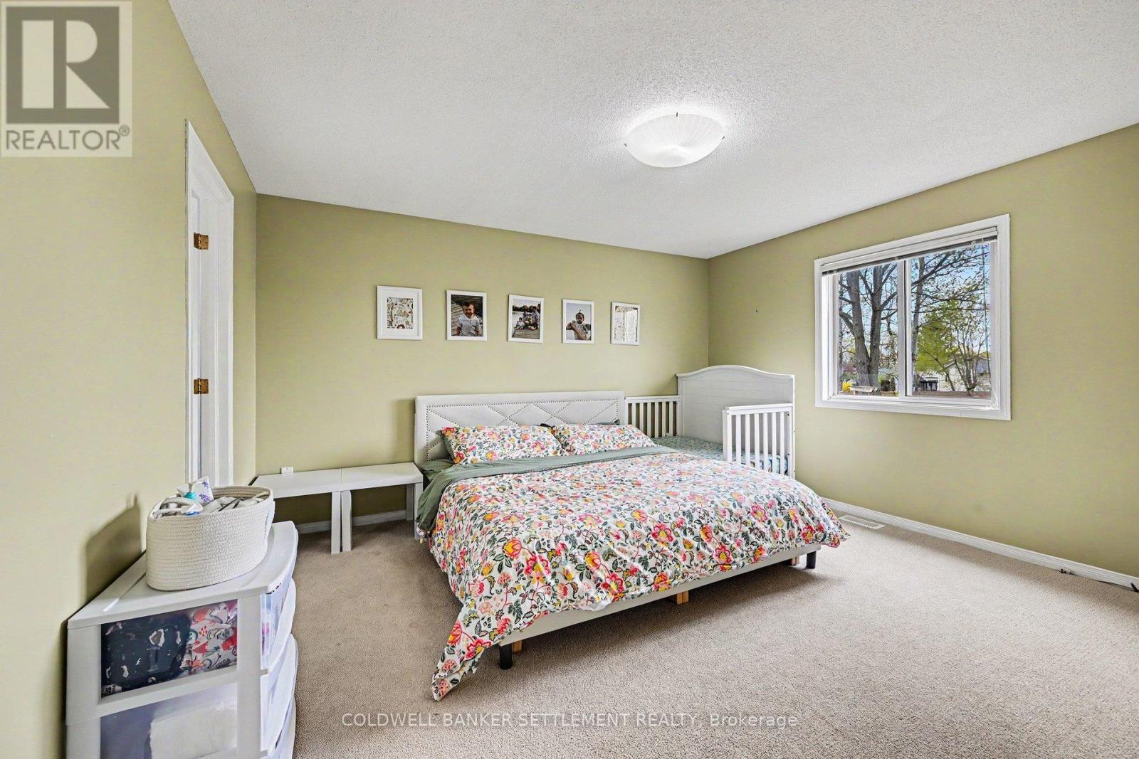136 CHARLOTTE STREET E - 20
