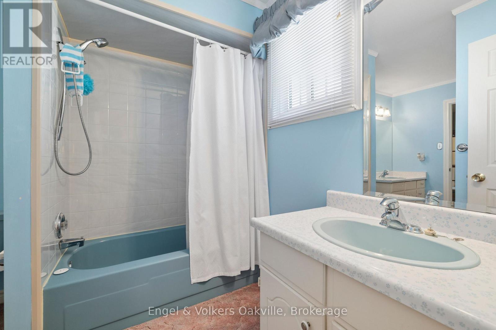 1329 WHITE OAKS BOULEVARD - 27