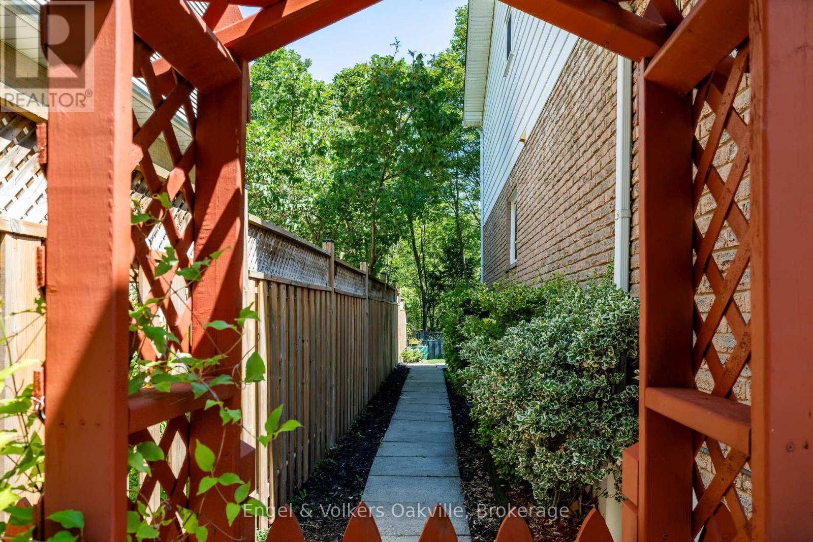 1329 WHITE OAKS BOULEVARD - 43