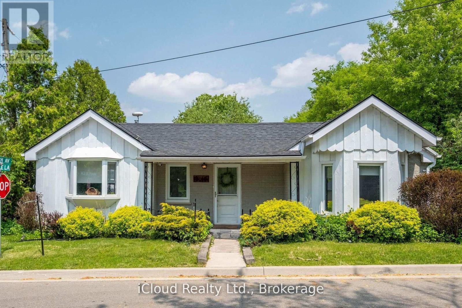 11 MAPLE LANE - 1