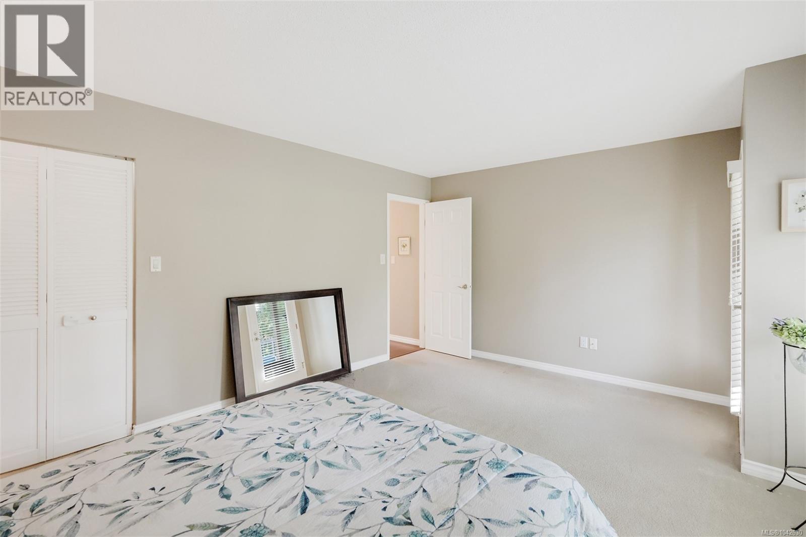 #104 2345 Cedar Hill Cross Rd - 27