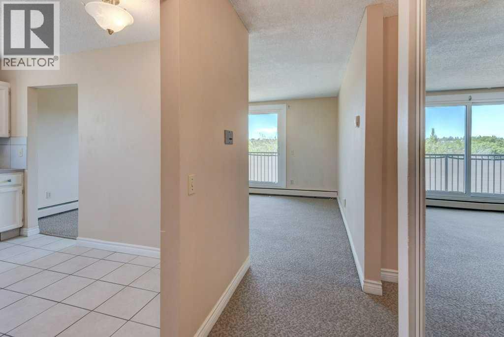#43 1703 11 Avenue SW - 3
