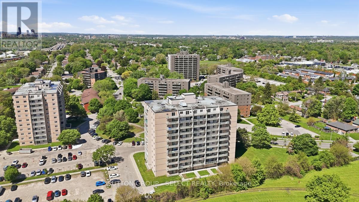 #808 583 MORNINGTON AVE AVENUE - 34