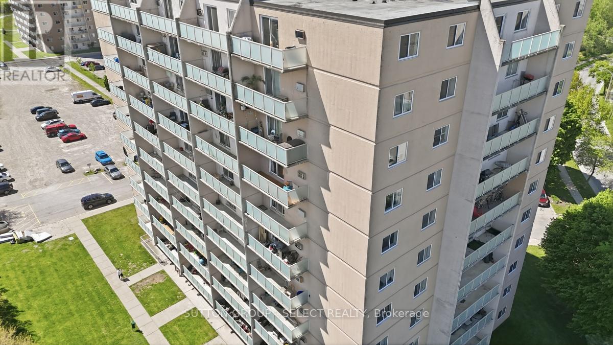 #808 583 MORNINGTON AVE AVENUE - 33