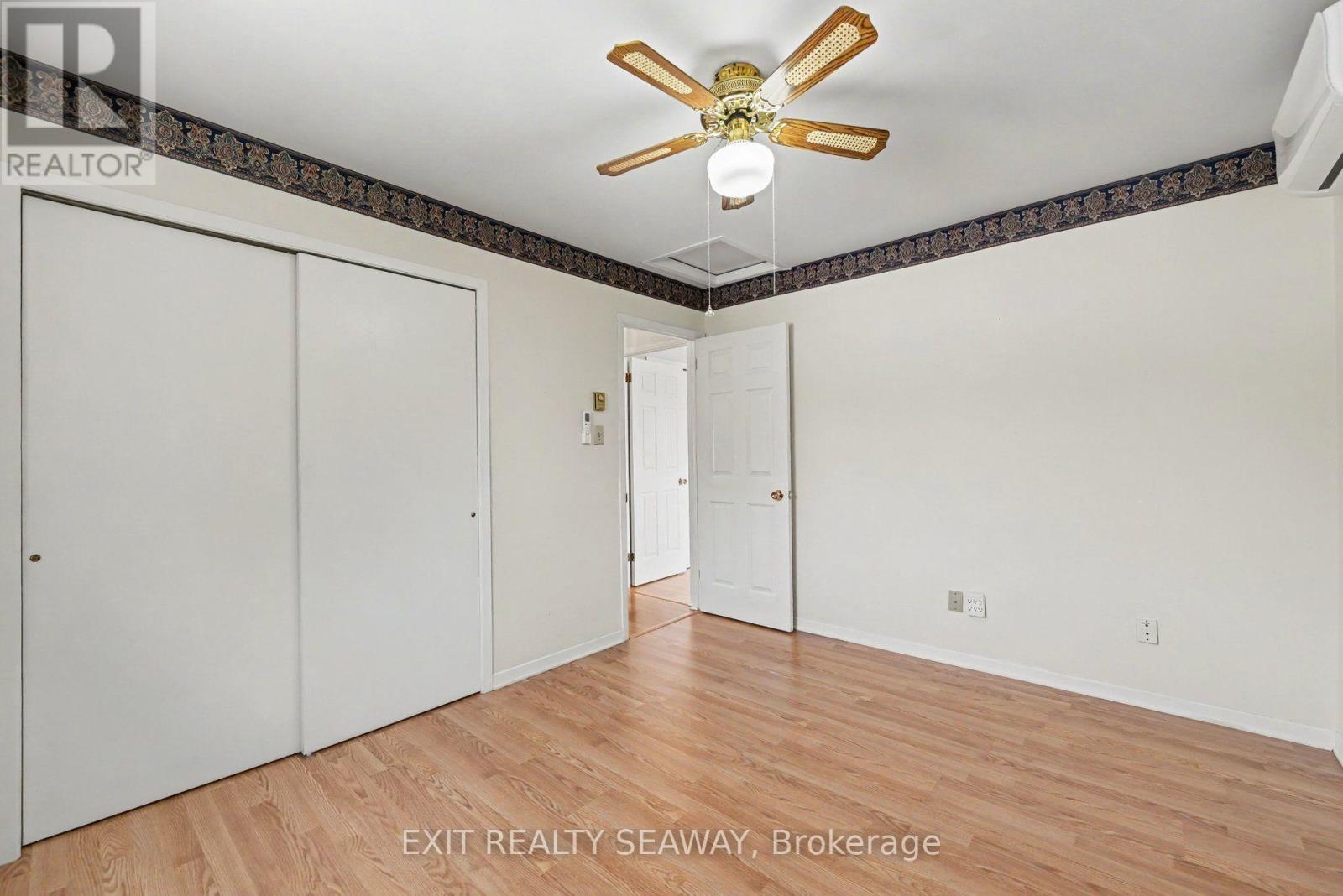 1860 BELVEDERE CRESCENT - 19