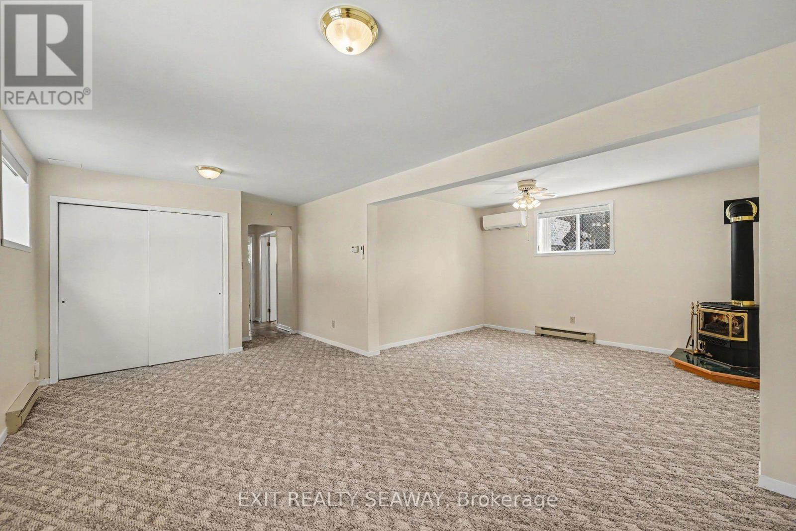 1860 BELVEDERE CRESCENT - 23