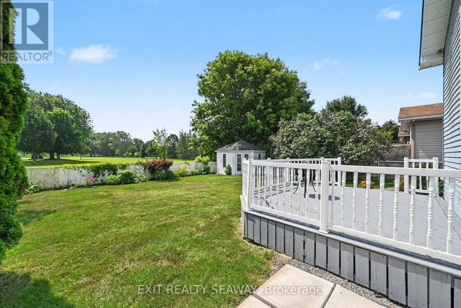 1860 BELVEDERE CRESCENT - 28