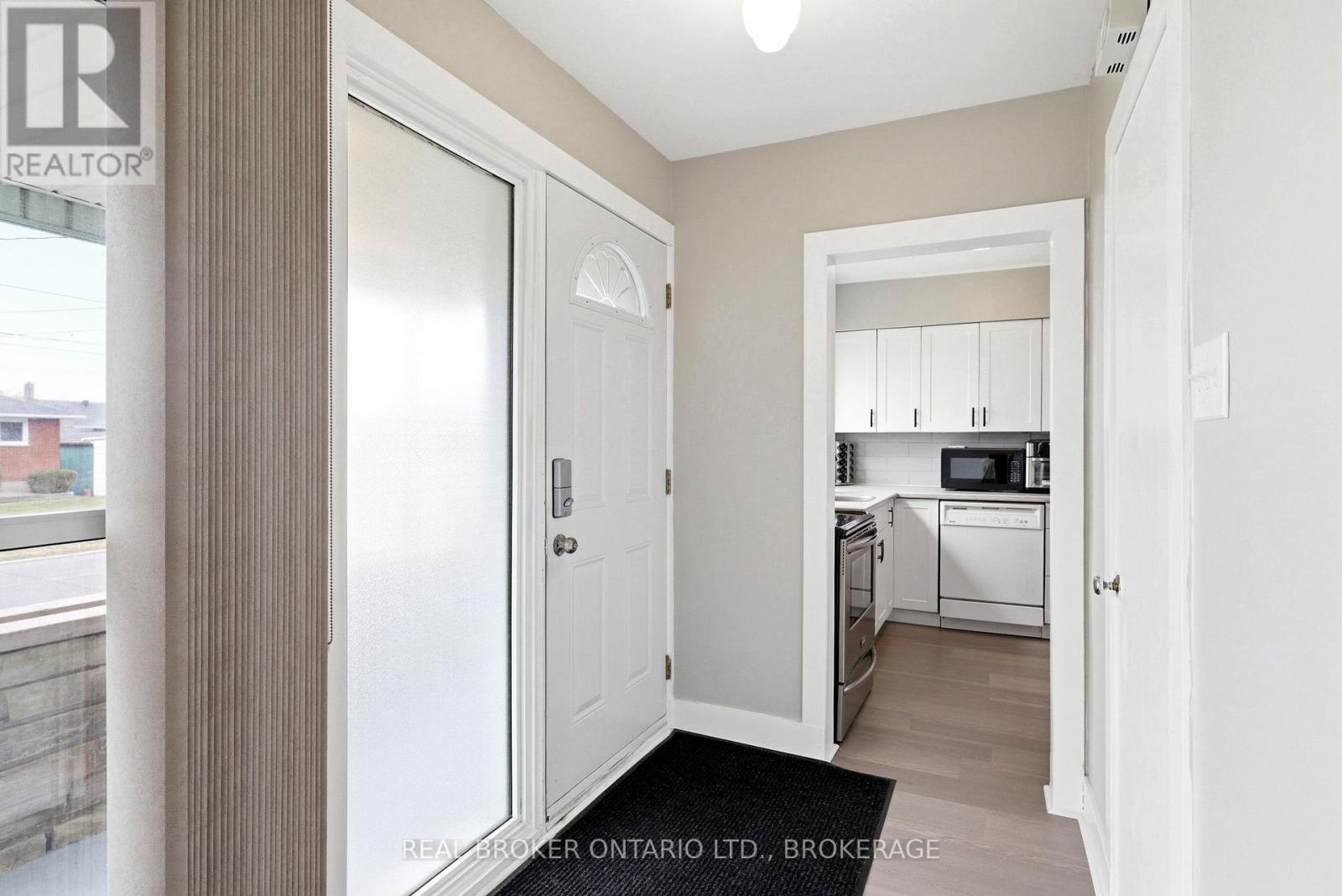 1205 OSBORNE AVENUE - 3