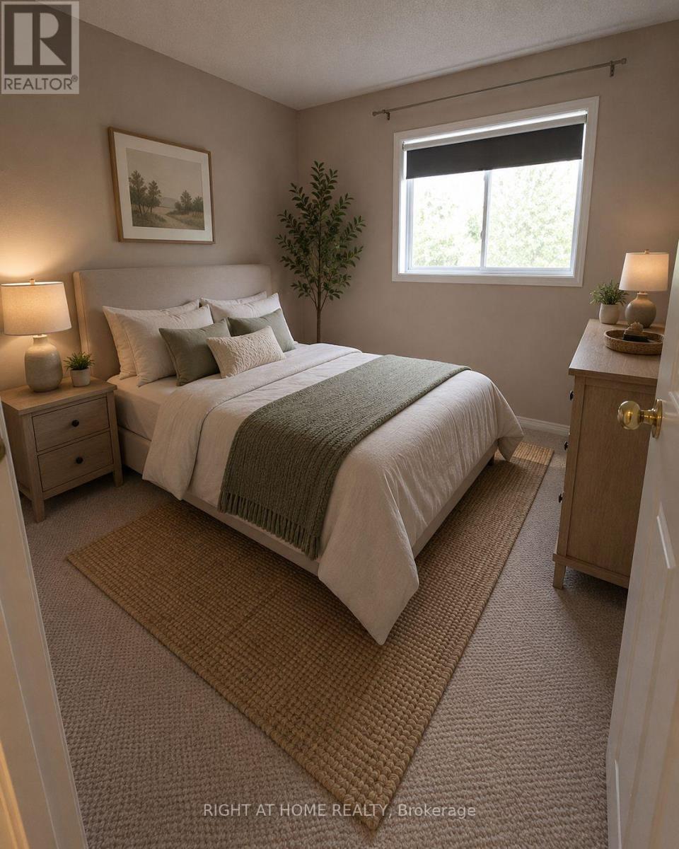 142 LILIBET CRESCENT E - 18