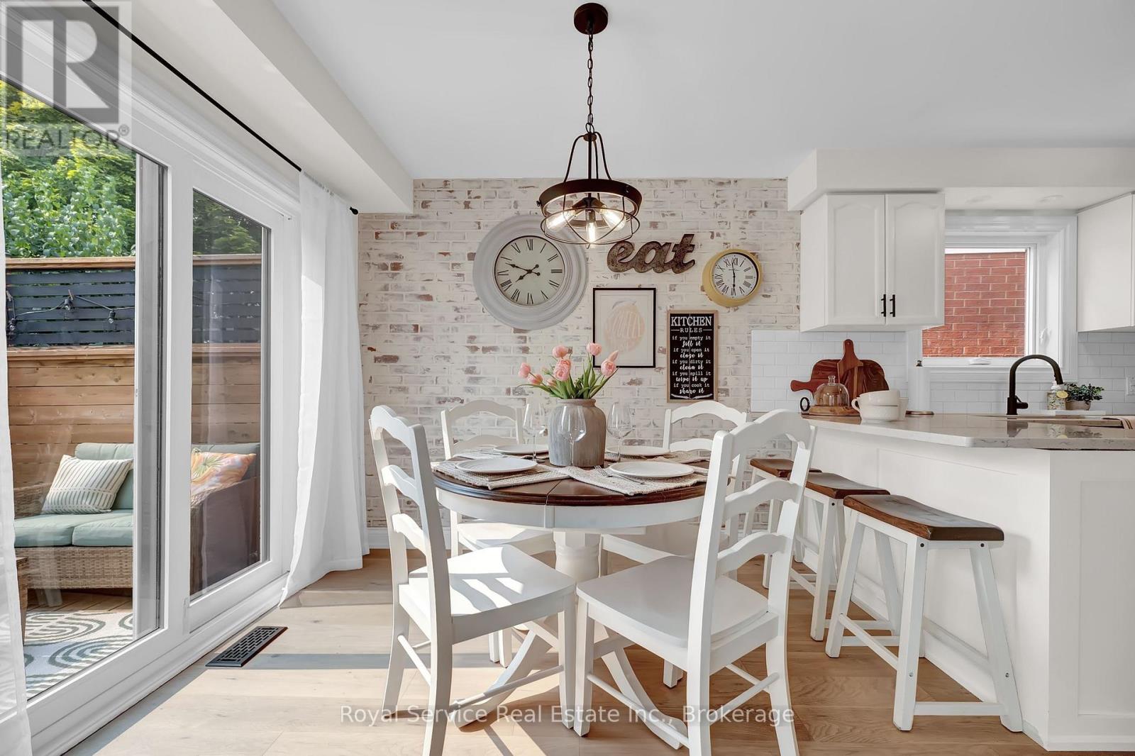 46 BARRON COURT - 12