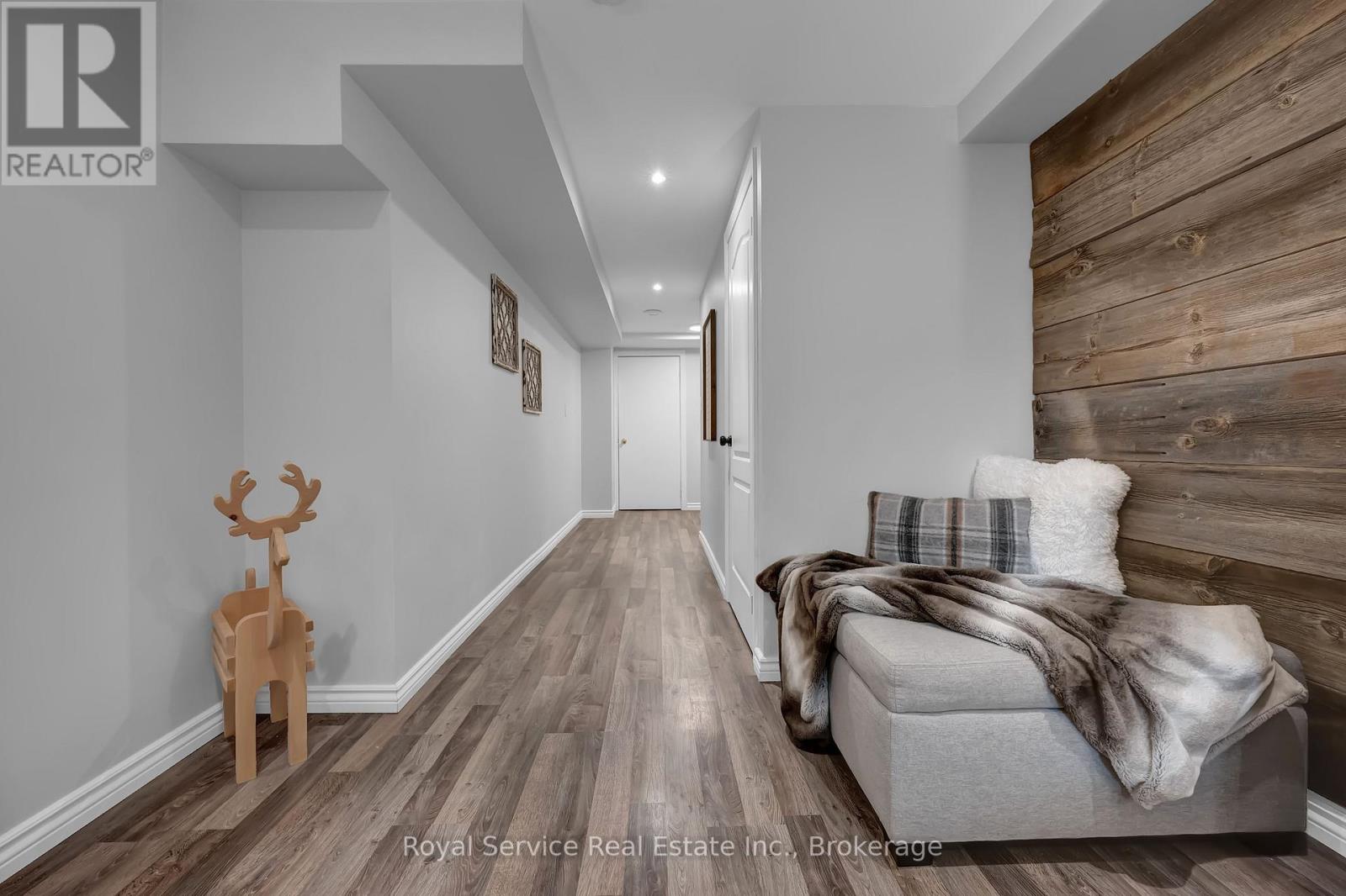 46 BARRON COURT - 29