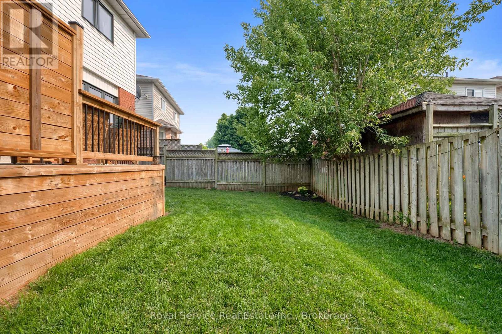46 BARRON COURT - 34