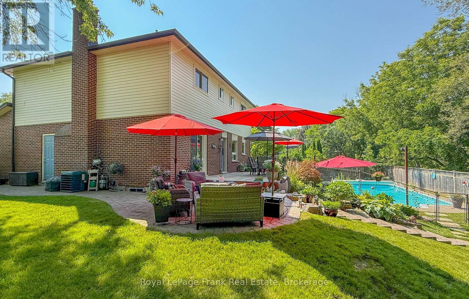 19 ANN ARBOUR COURT - 39