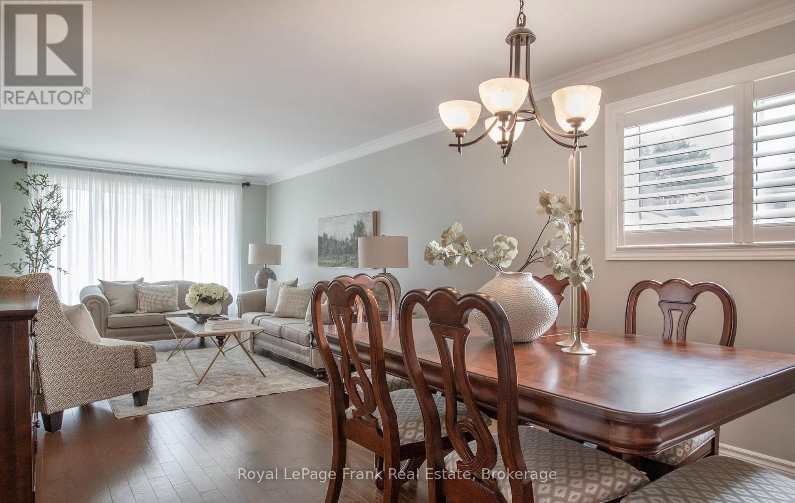 19 ANN ARBOUR COURT - 8
