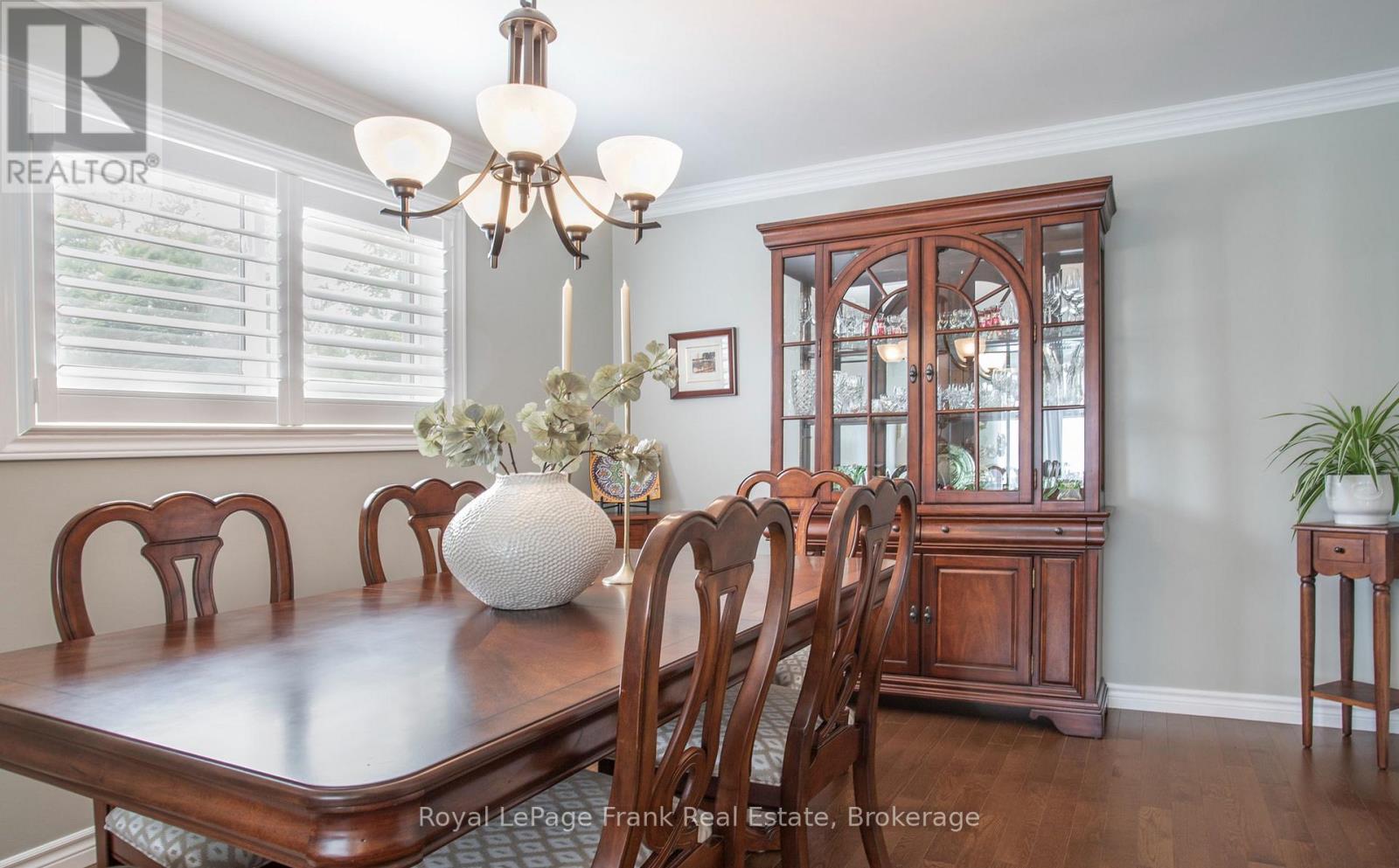 19 ANN ARBOUR COURT - 9