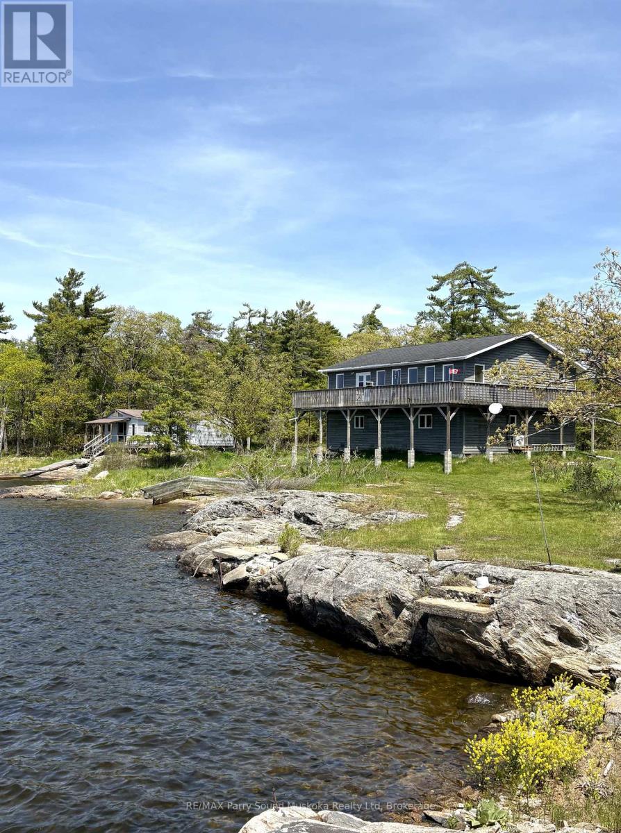 16 B55 ISLAND - 5