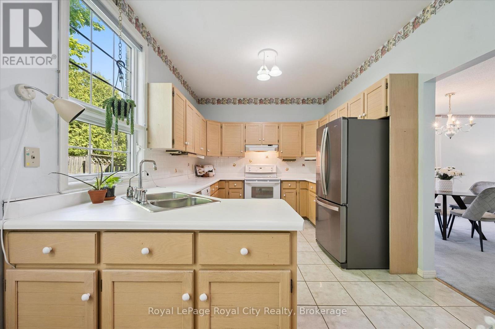 539 HARVEY STREET - 10